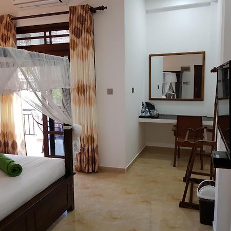 My Whales Guest House Banduramulla المظهر الخارجي الصورة
