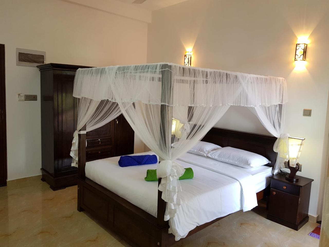 My Whales Guest House Banduramulla المظهر الخارجي الصورة