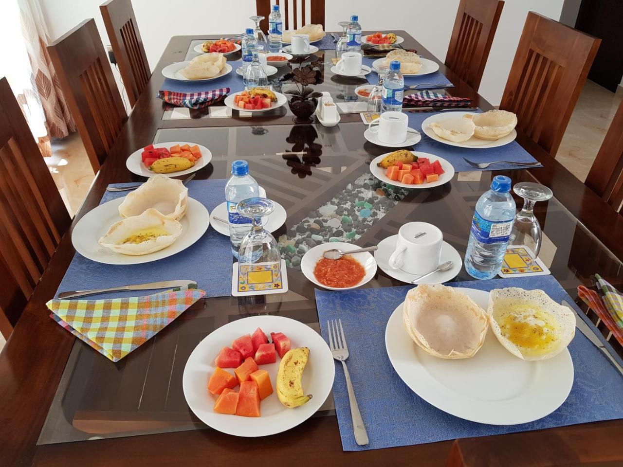 My Whales Guest House Banduramulla المظهر الخارجي الصورة